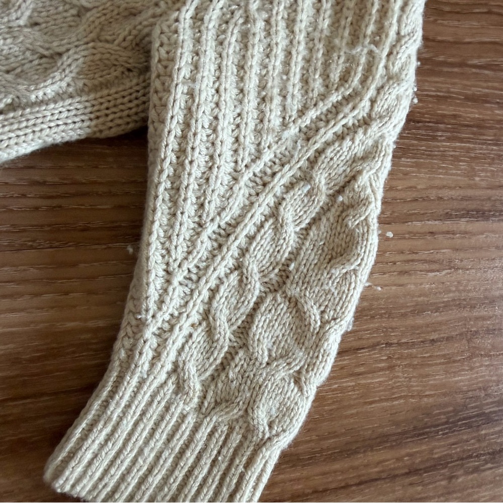 Banana Republic Kids Cream Cable Crew Neck Sweater - Picture 4 of 4